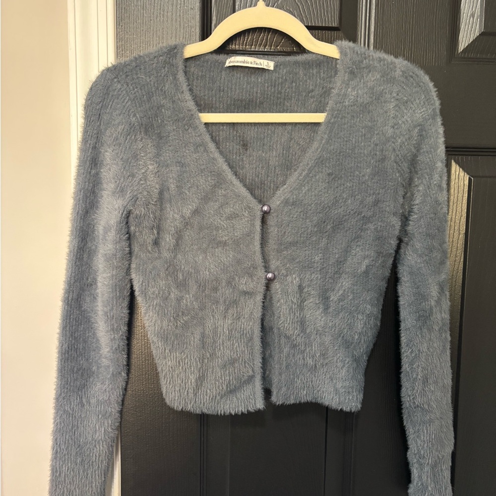Abercrombie & Fitch Soft Gray Cardigan
